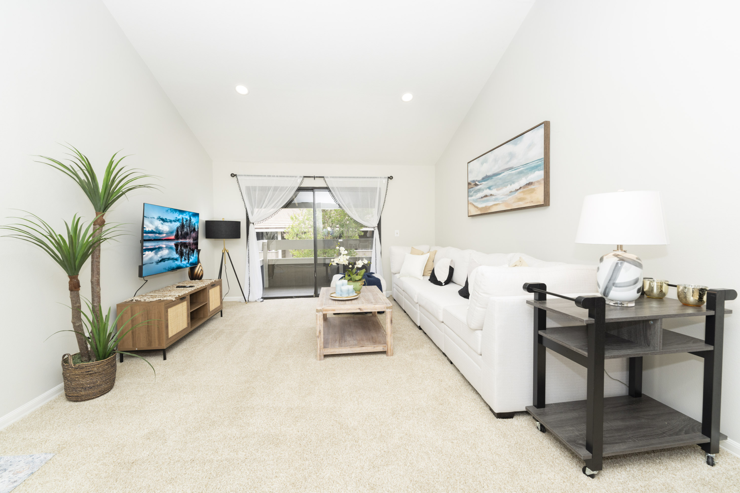 306 Streamwood, Irvine, CA 92620